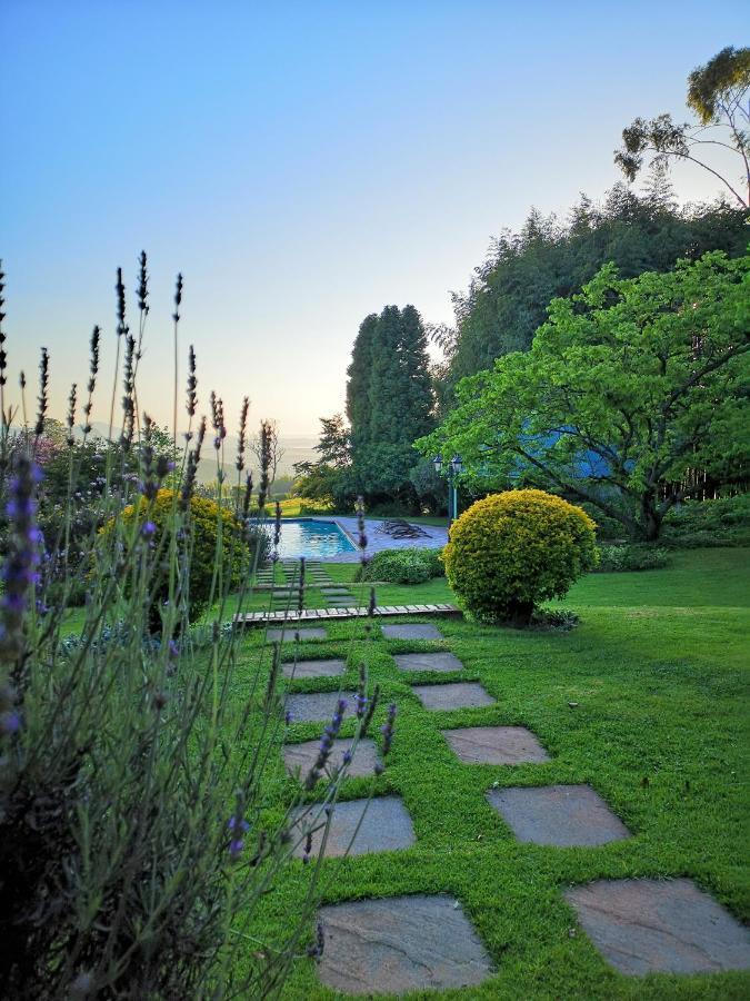 האוויק Halliwell Country Inn מראה חיצוני תמונה