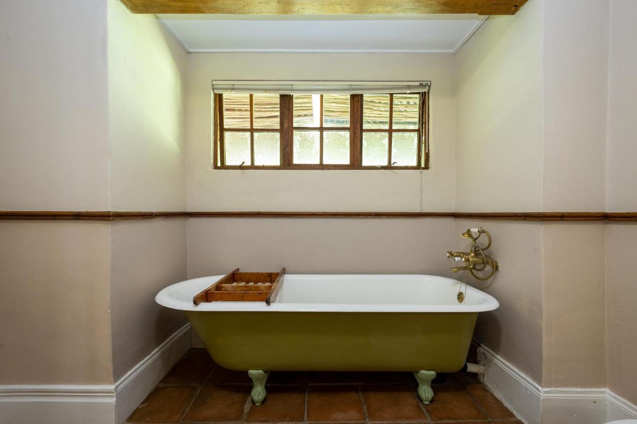 האוויק Halliwell Country Inn מראה חיצוני תמונה