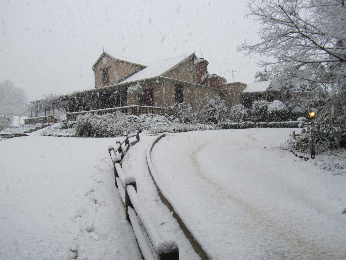 האוויק Halliwell Country Inn מראה חיצוני תמונה
